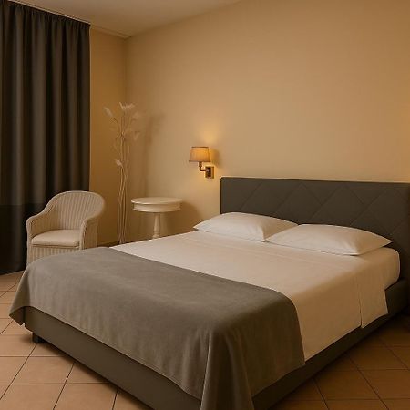 Airone Hotel Reggio Emilia Kültér fotó